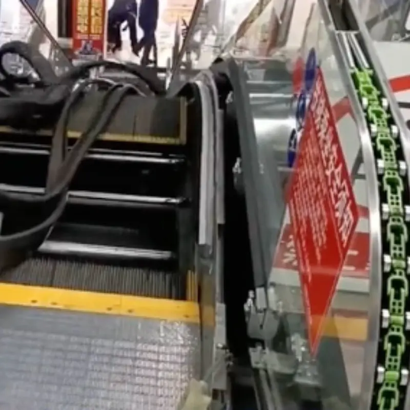 escalator handrails derail(3)