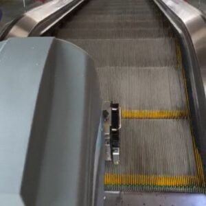escalator cleaning machine 510 32l step and riser cleaner